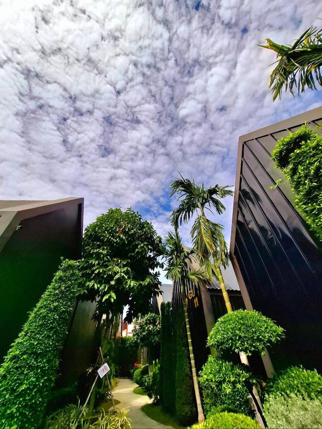 Sawasdee​ Buriram​ Resort Екстер'єр фото