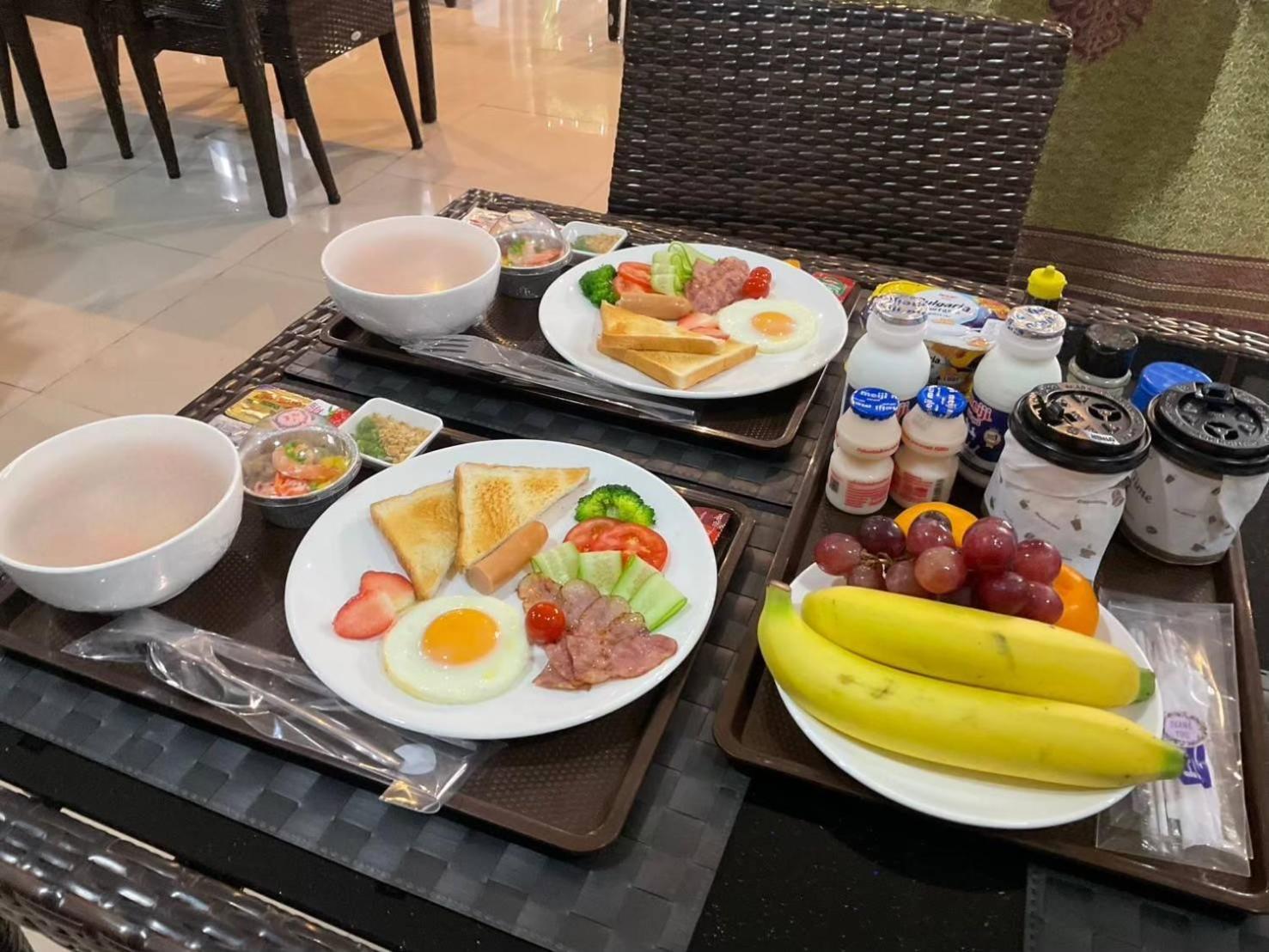 Sawasdee​ Buriram​ Resort Екстер'єр фото