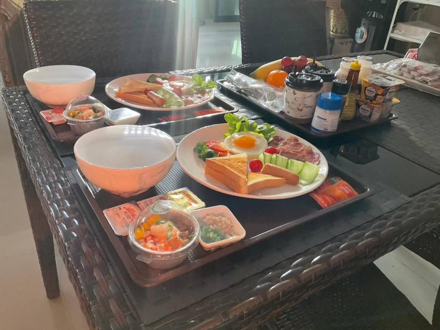 Sawasdee​ Buriram​ Resort Екстер'єр фото